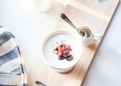 Romige yoghurt met aardbeien